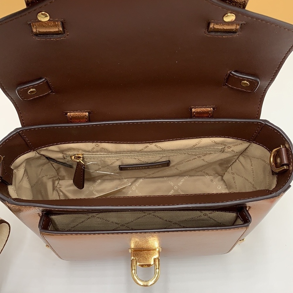 MICHAEL KORS
Manhattan Medium Top Hand School
Patent Satchel MOCHA COLOR - Picture 15 of 16